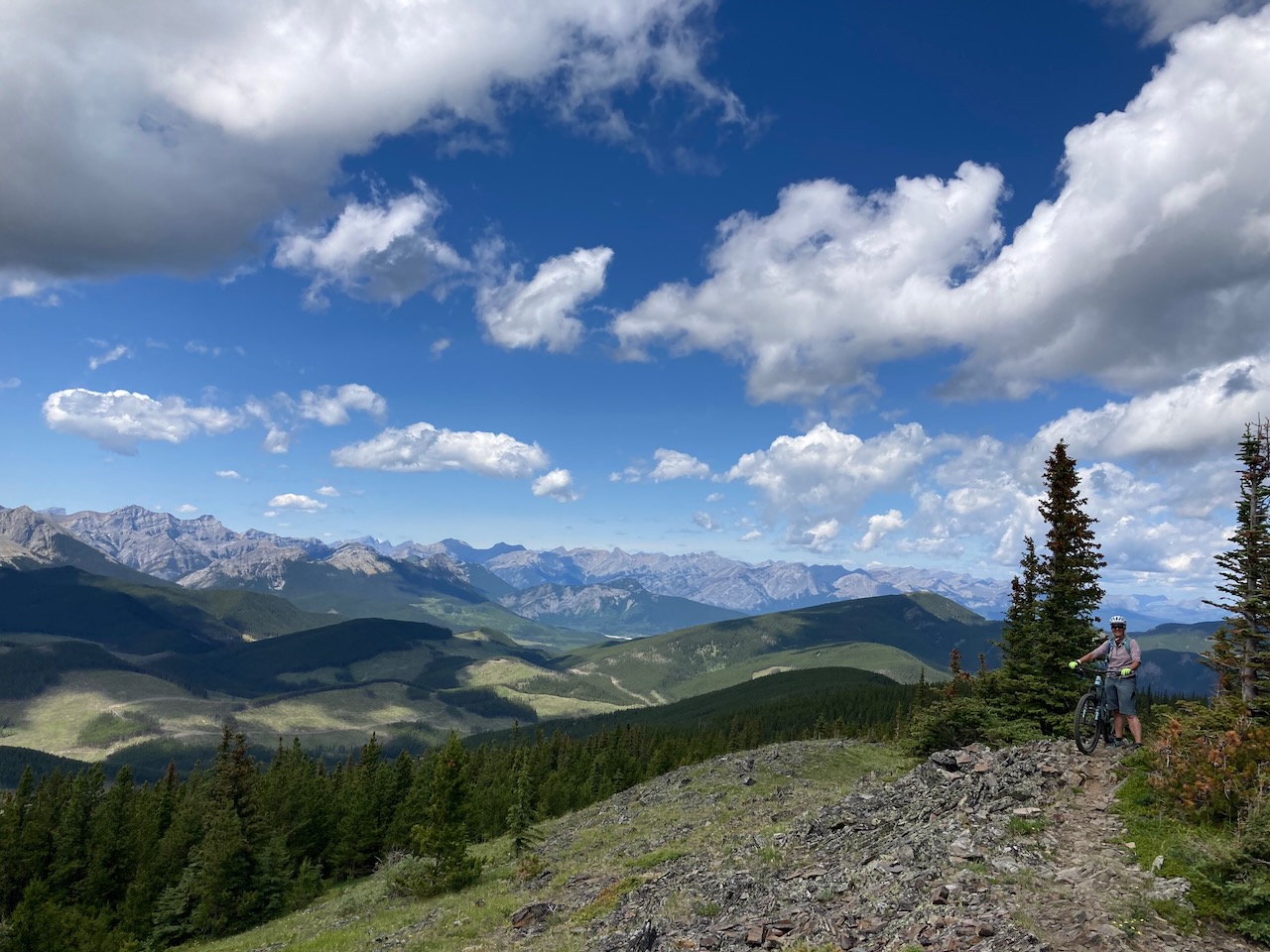 Jumpingpound Ridge Trail